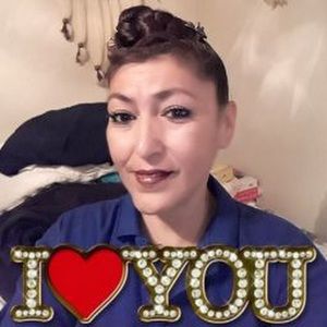 Meet your Posher, Vivan